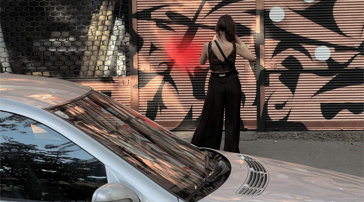 Fassadengemälde unter der U-Bahn U6 | Designer und Wandmaler Tomáš Starý: Place Holders